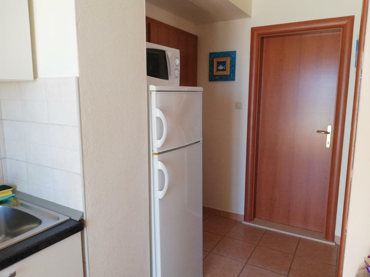 Apartmani Marija Примоштен Экстерьер фото